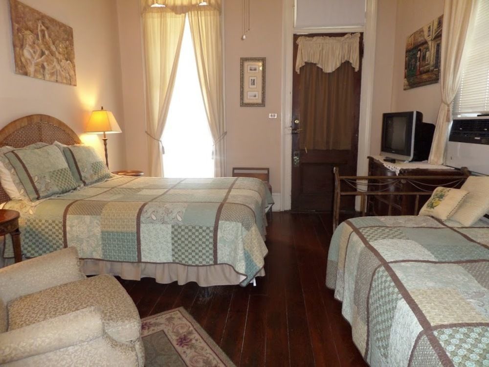 Garden District Bed And Breakfast นิวออร์ลีนส์ ภายนอก รูปภาพ