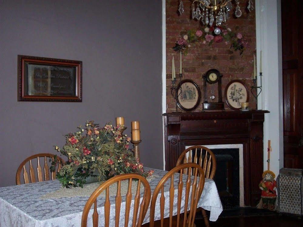 Garden District Bed And Breakfast นิวออร์ลีนส์ ภายนอก รูปภาพ