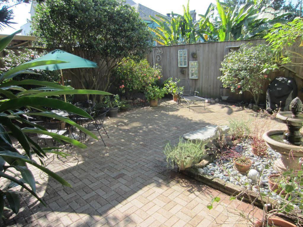 Garden District Bed And Breakfast นิวออร์ลีนส์ ภายนอก รูปภาพ