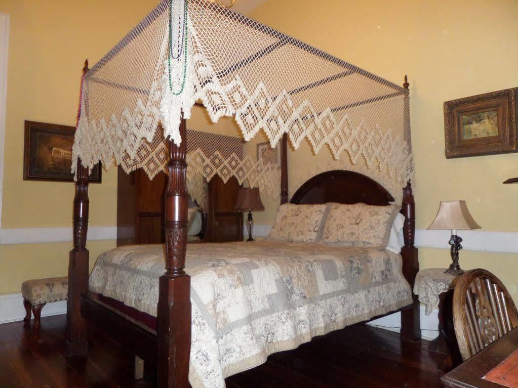 Garden District Bed And Breakfast นิวออร์ลีนส์ ภายนอก รูปภาพ